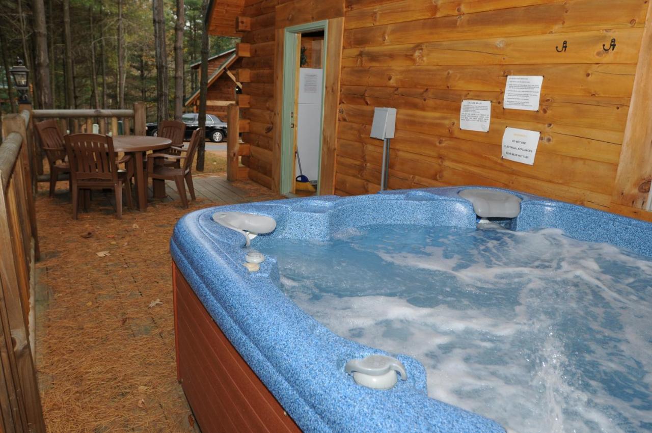 The Cabins At Pine Haven - Beckley Beaver Esterno foto