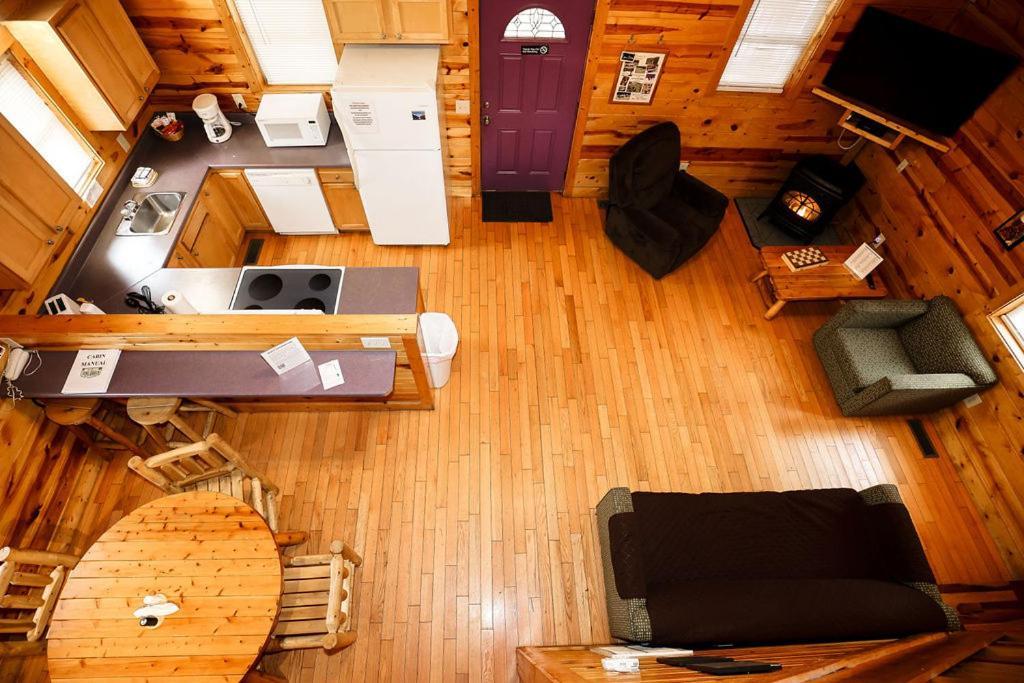 The Cabins At Pine Haven - Beckley Beaver Esterno foto