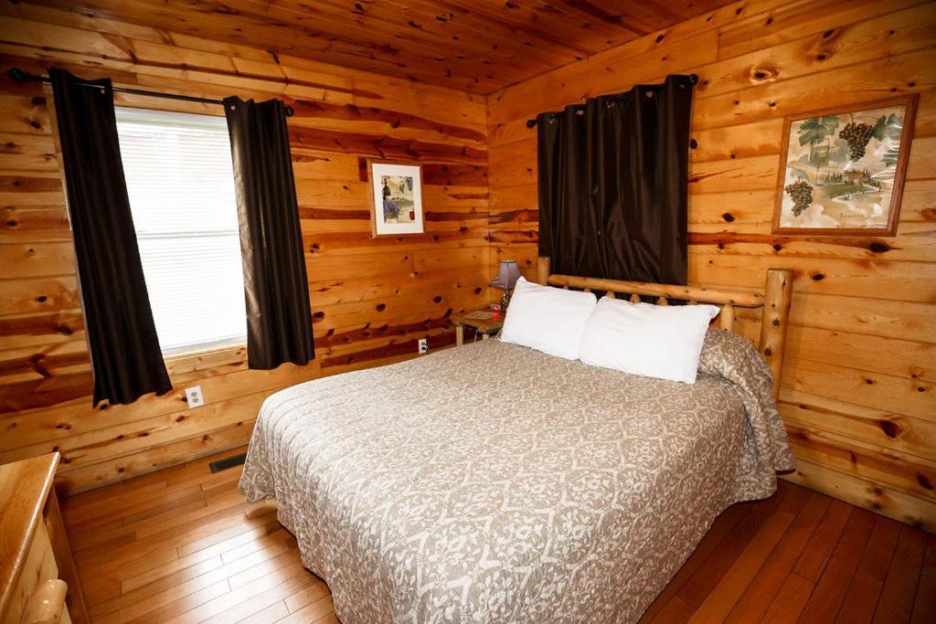 The Cabins At Pine Haven - Beckley Beaver Esterno foto