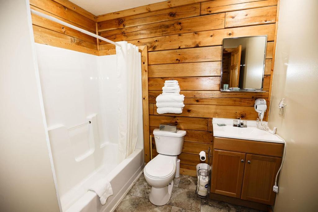 The Cabins At Pine Haven - Beckley Beaver Esterno foto