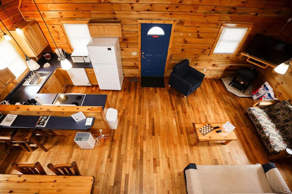 The Cabins At Pine Haven - Beckley Beaver Esterno foto