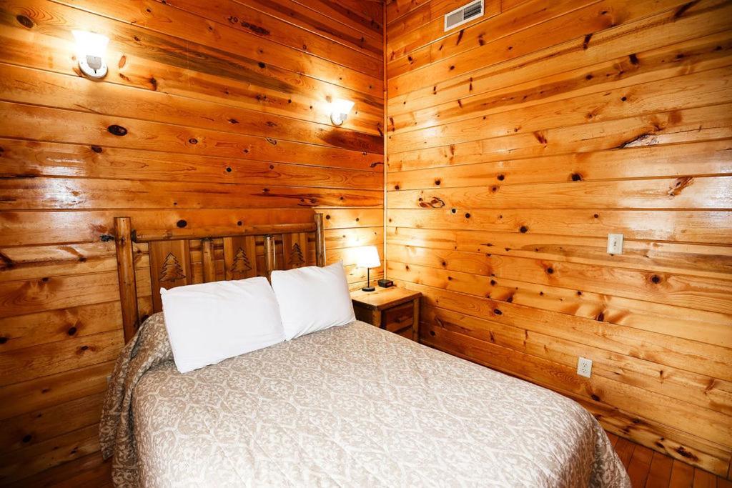 The Cabins At Pine Haven - Beckley Beaver Esterno foto